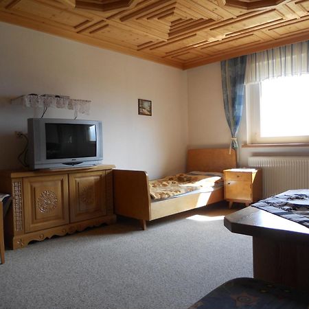 Ferienwohnungen/Holiday Apartments Lederer Reisach Εξωτερικό φωτογραφία