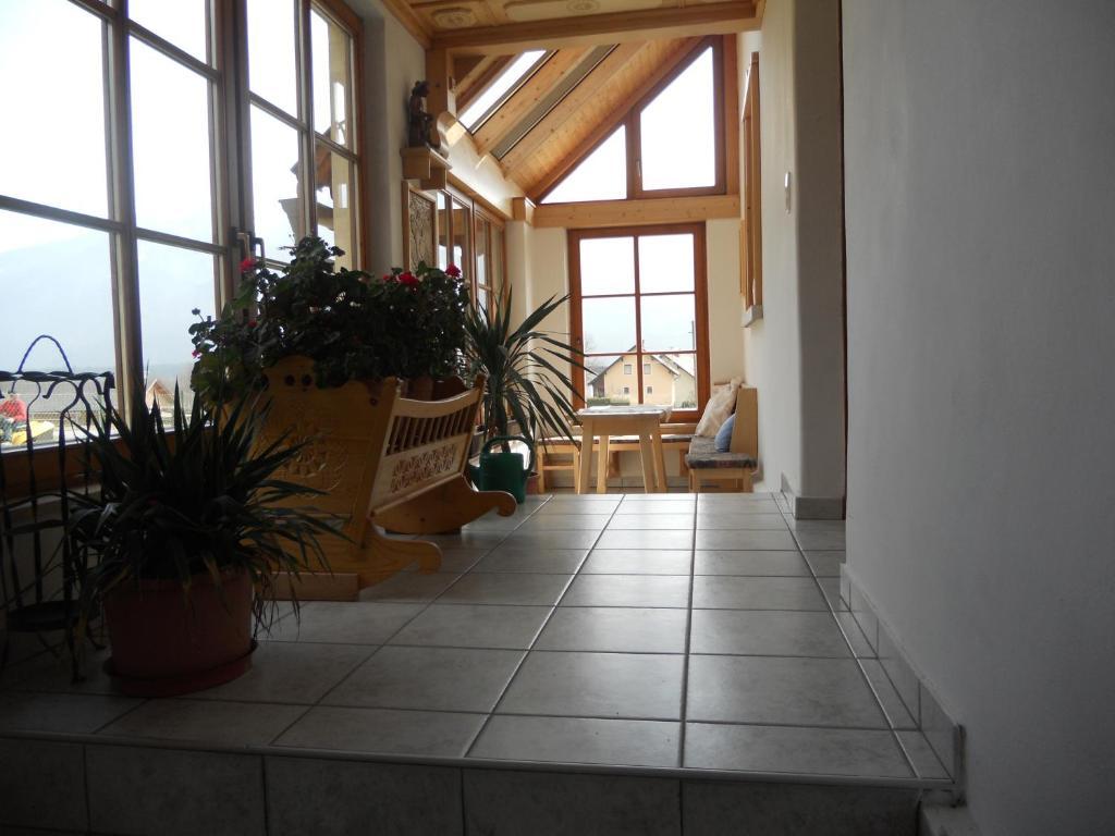 Ferienwohnungen/Holiday Apartments Lederer Reisach Δωμάτιο φωτογραφία